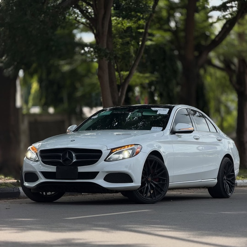 MERCEDES-BENZ C300 2015 FOR SALE image