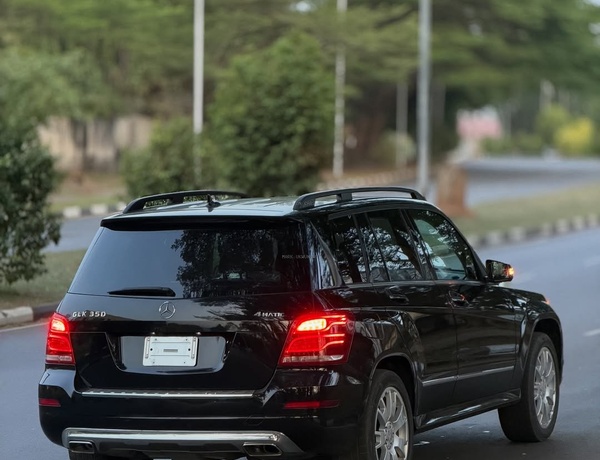 Foreign Used 2013 MERCEDES-BENZ GLK350 – Luxury Ride, Nothing To Fix