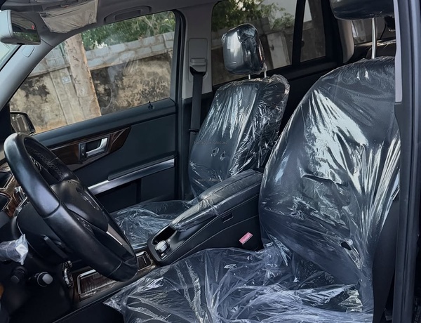 Foreign Used 2013 MERCEDES-BENZ GLK350 – Luxury Ride, Nothing To Fix
