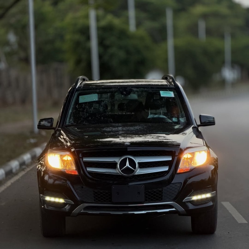 Foreign Used 2013 MERCEDES-BENZ GLK350 – Luxury Ride, Nothing To Fix image