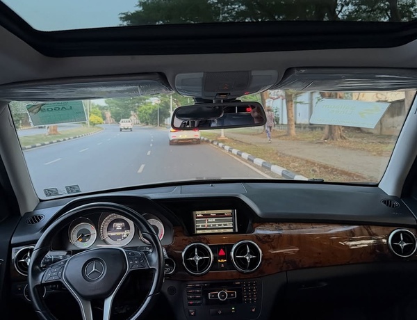Foreign Used 2013 MERCEDES-BENZ GLK350 – Luxury Ride, Nothing To Fix