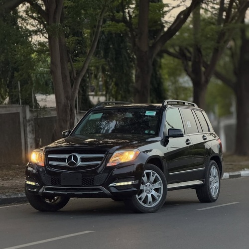 Foreign Used 2013 MERCEDES-BENZ GLK350 – Luxury Ride, Nothing To Fix