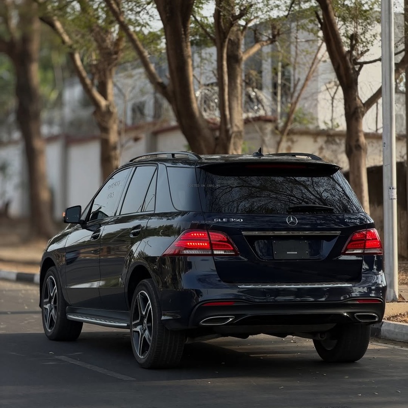 Clean Foreign Used Mercedes-Benz GLE 350 2018 for Sale In Abuja image