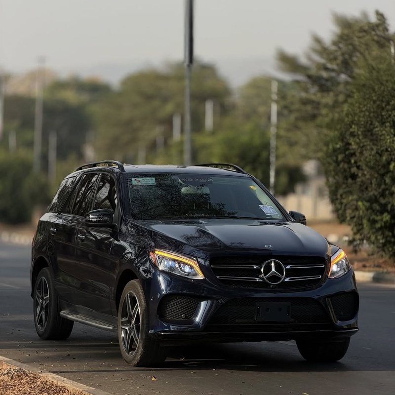 Clean Foreign Used Mercedes-Benz GLE 350 2018 for Sale In Abuja image