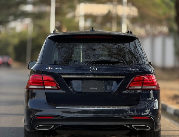 Clean Foreign Used Mercedes-Benz GLE 350 2018 for Sale In Abuja