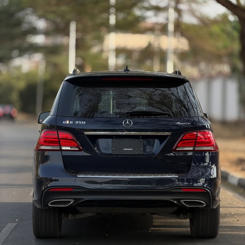 Clean Foreign Used Mercedes-Benz GLE 350 2018 for Sale In Abuja image