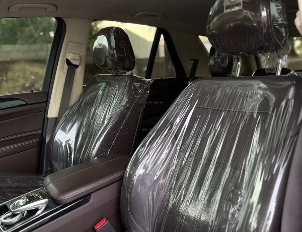 Clean  Mercedes-Benz GLE350 (2017)– No Issues, Perfect Family SUV