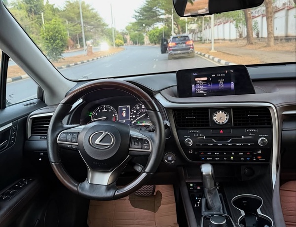 CLEAN LEXUS RX350 2016– BUY AND DRIVE, NO FAULTS