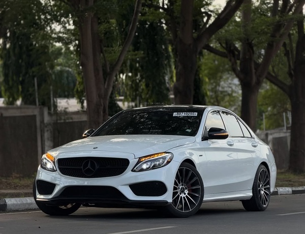2016 MERCEDES-BENZ C450 AMG – FOREIGN USED | LUXURY PERFORMANCE SEDAN