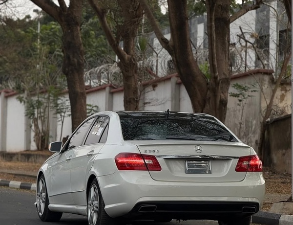 Clean Mercedes Benz E350 2010 – No Issues, Ready to Drive
