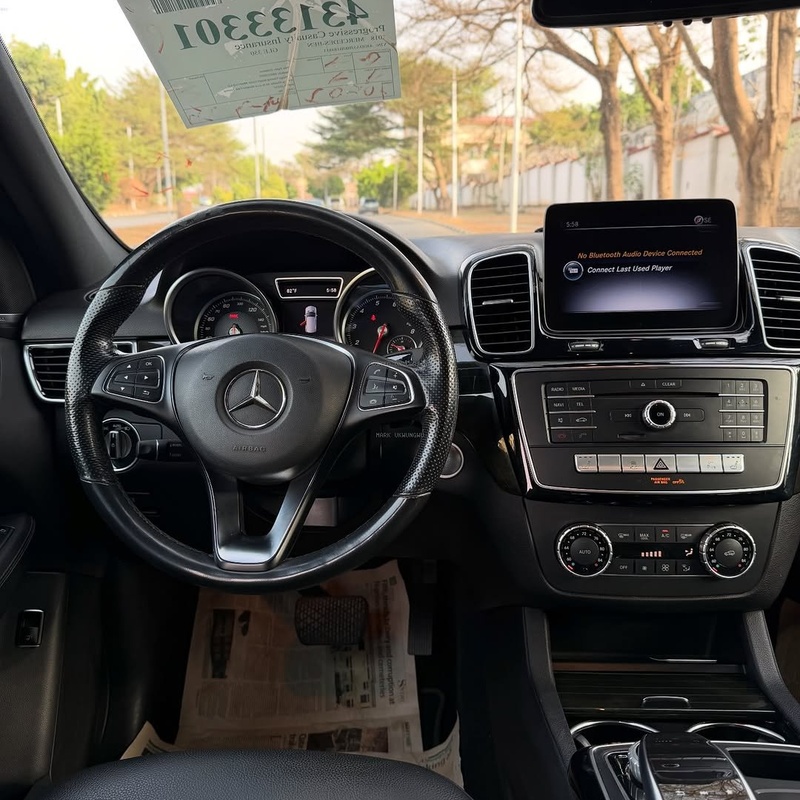Clean Mercedes Benz GLE350 2019– No Issues, Ready to Drive image