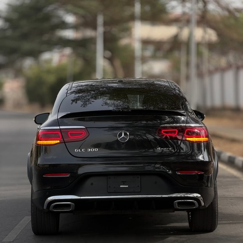 Foreign Used Mercedes-Benz GLC300 2021 for Sale In Abuja