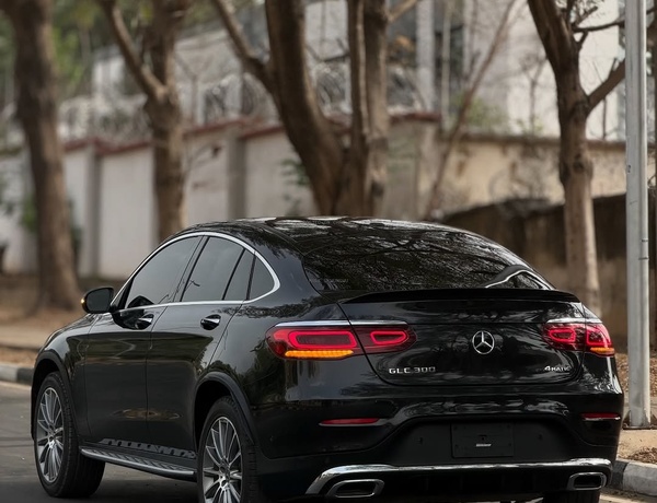 Foreign Used Mercedes-Benz GLC300 2021 for Sale In Abuja