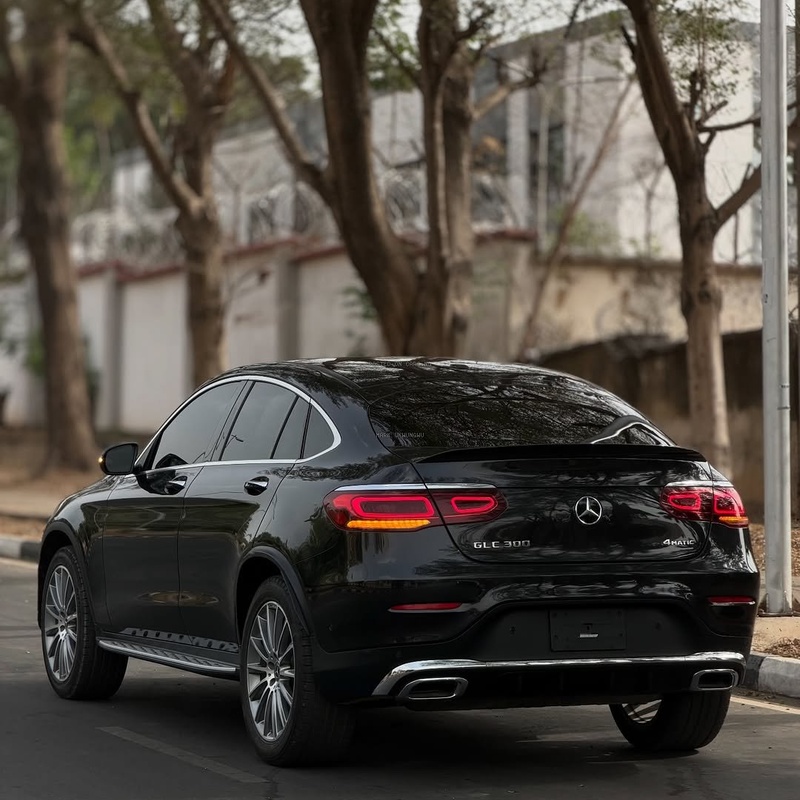 Foreign Used Mercedes-Benz GLC300 2021 for Sale In Abuja image