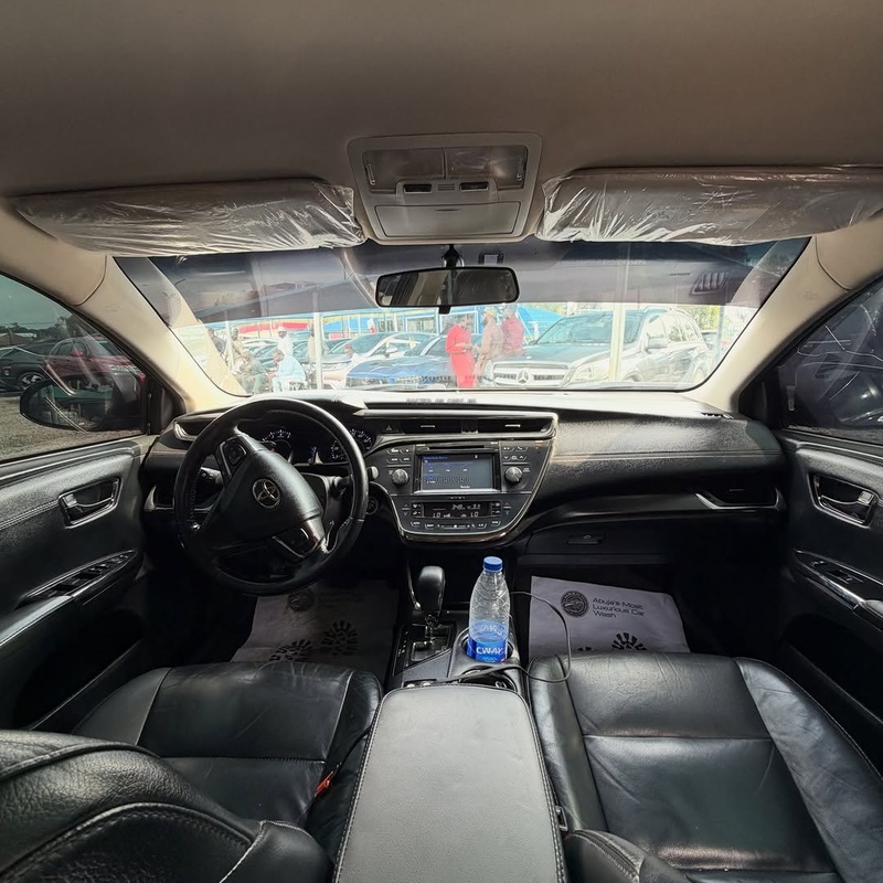 Clean Tokunbo Toyota Avalon 2016– Sharp Interior & Exterior image