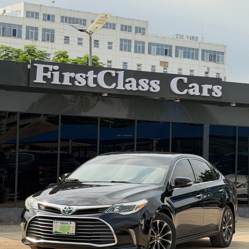 Clean Tokunbo Toyota Avalon 2016– Sharp Interior & Exterior image