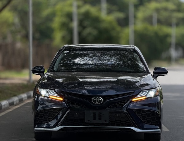 2021 TOYOTA CAMRY AWD – FOREIGN USED | PREMIUM ALL-WHEEL DRIVE SEDAN