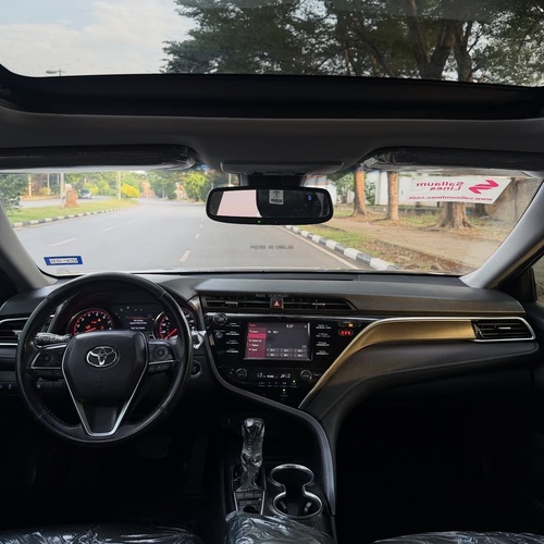 2018 TOYOTA CAMRY XSE – FOREIGN USED | SPORT LUXURY SEDAN 