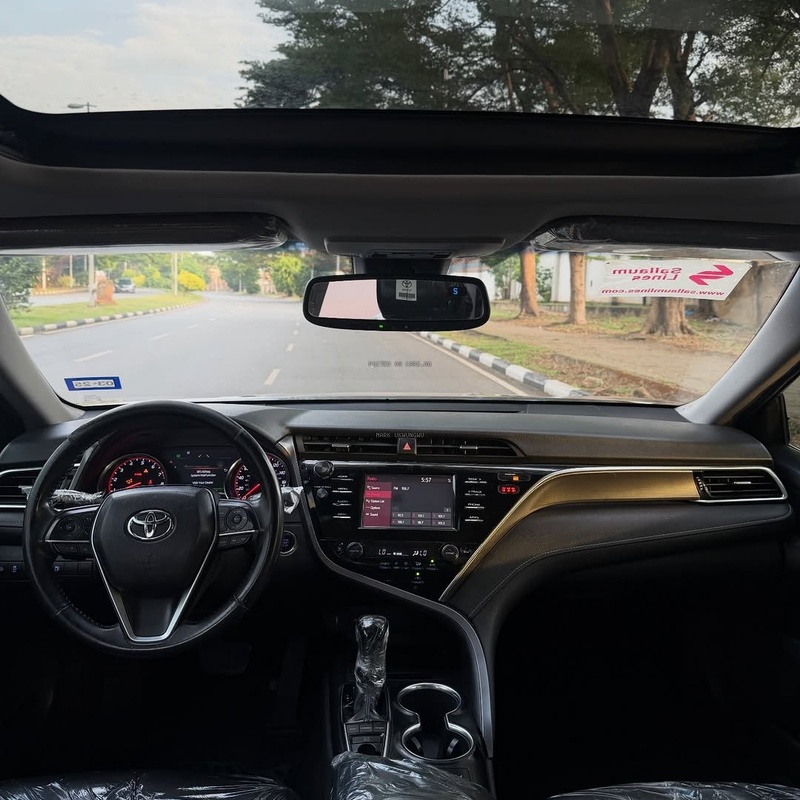 2018 TOYOTA CAMRY XSE – FOREIGN USED | SPORT LUXURY SEDAN  image