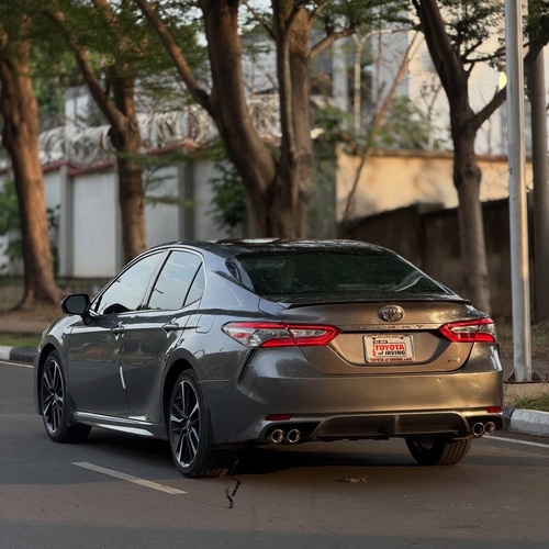 2018 TOYOTA CAMRY XSE – FOREIGN USED | SPORT LUXURY SEDAN 