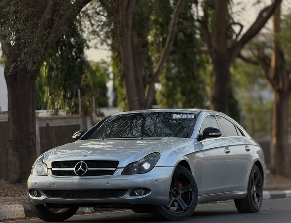 Foreign Used Mercedes-Benz CLS500 – 2008 for Sale In Abuja