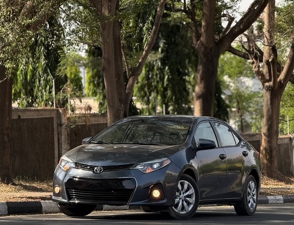 Foreign Used Toyota Corolla LE 2014 model for Sale In Abuja