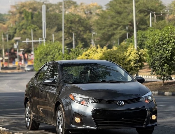 Foreign Used Toyota Corolla LE 2014 model for Sale In Abuja