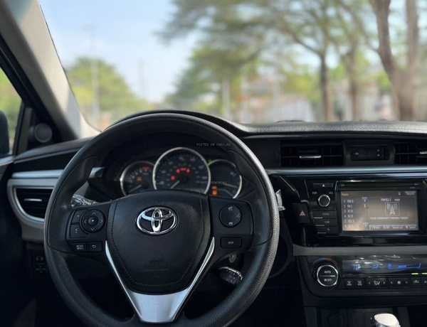 Foreign Used Toyota Corolla LE 2014 model for Sale In Abuja