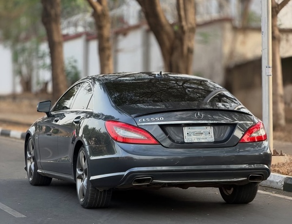 Foreign Used Mercedes-Benz CLS550 2011 for Sale In Abuja