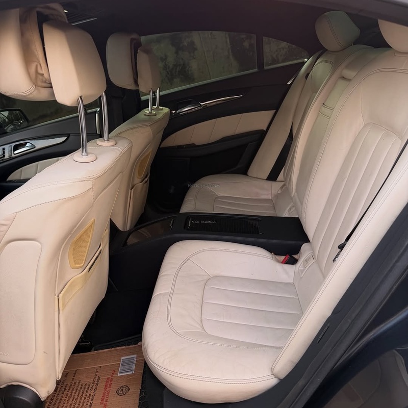 Foreign Used Mercedes-Benz CLS550 2011 for Sale In Abuja image