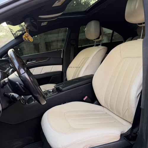 Foreign Used Mercedes-Benz CLS550 2011 for Sale In Abuja