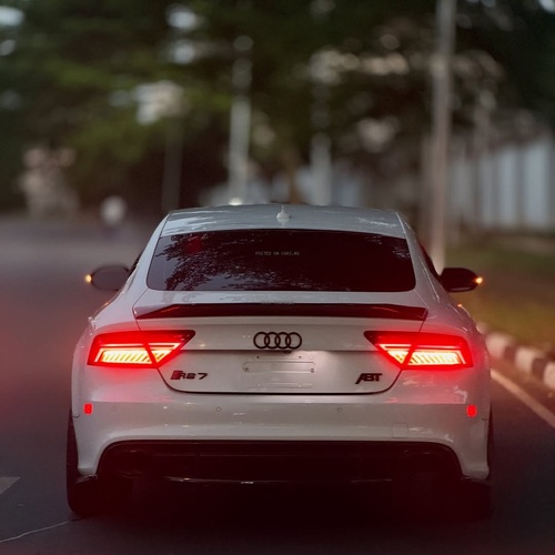 Audi RS7 2017  Foreign Used – Full Option Ready Now