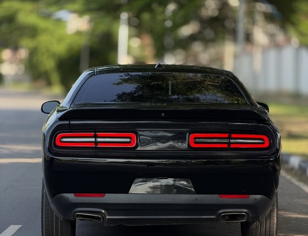 Dodge Challenger 2019 Foreign Used 🔥 V8 Power & Aggressive Design