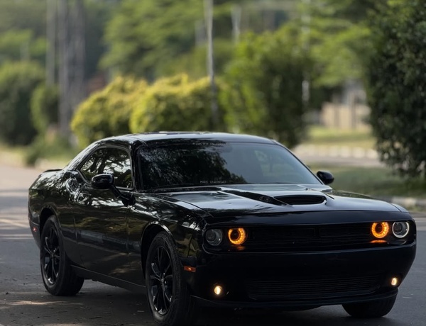 Dodge Challenger 2019 Foreign Used 🔥 V8 Power & Aggressive Design