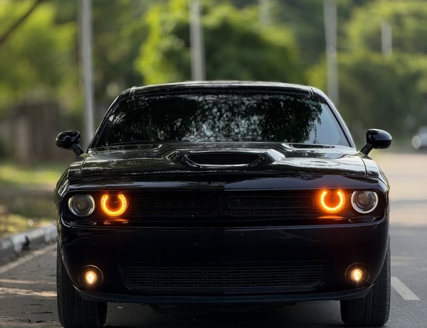 Dodge Challenger 2019 Foreign Used 🔥 V8 Power & Aggressive Design