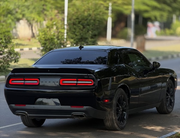 Dodge Challenger 2019 Foreign Used 🔥 V8 Power & Aggressive Design