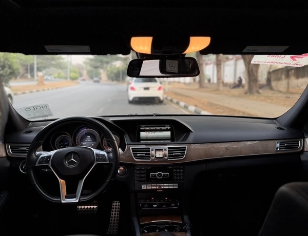 Foreign Used 2014 Mercedes-Benz E350 for Sale In Abuja