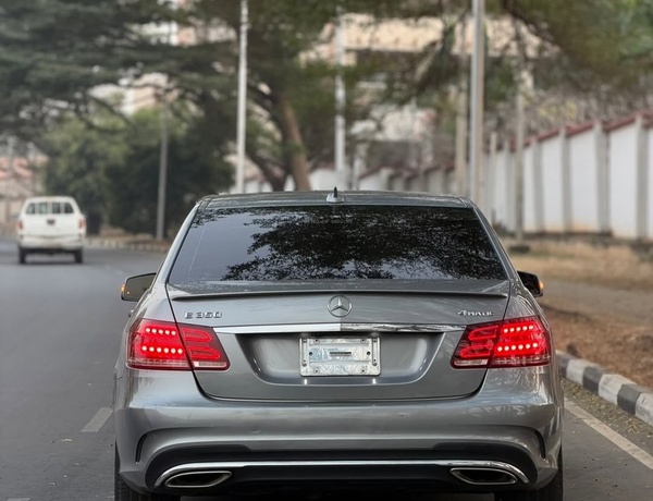 Foreign Used 2014 Mercedes-Benz E350 for Sale In Abuja