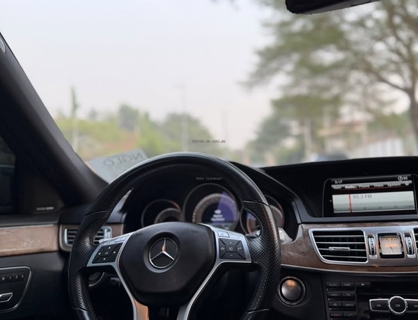 Foreign Used 2014 Mercedes-Benz E350 for Sale In Abuja
