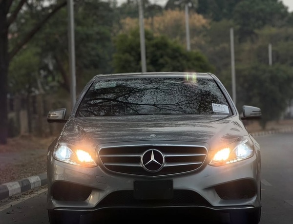 Foreign Used 2014 Mercedes-Benz E350 for Sale In Abuja