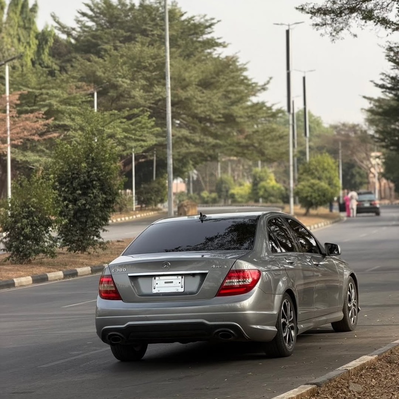 Foreign Used Mercedes Benz C300 2013 for Sale In Abuja image