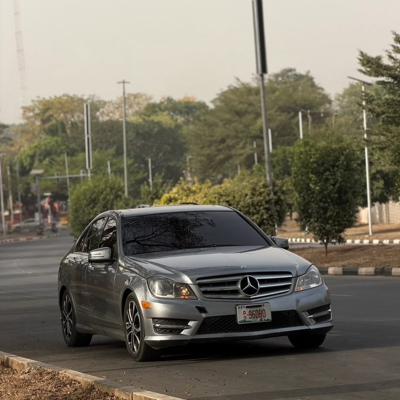 Foreign Used Mercedes Benz C300 2013 for Sale In Abuja image