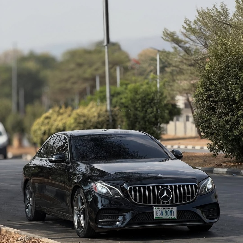 2016 Mercedes-Benz E300  FOREIGN USED – Luxury Performance Sedan image