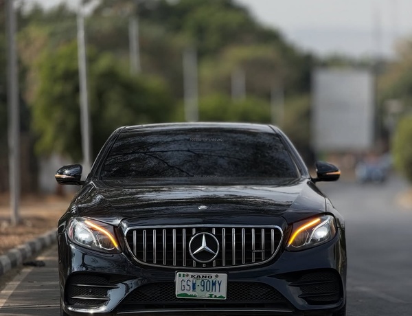2016 Mercedes-Benz E300  FOREIGN USED – Luxury Performance Sedan