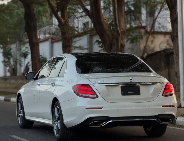 Foreign Used Toyota Camry XSE 2021 model for Sale In Abuja