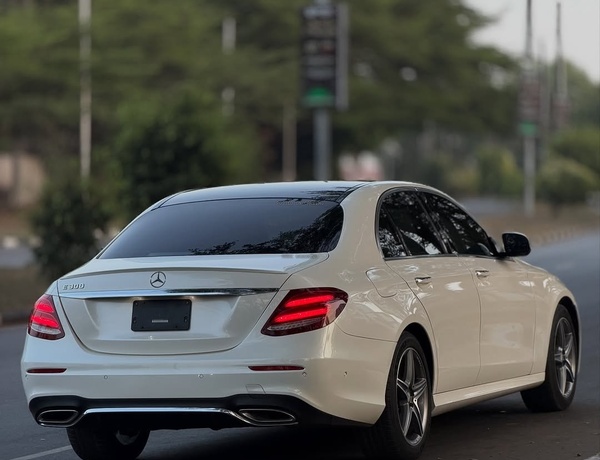 Foreign Used Toyota Camry XSE 2021 model for Sale In Abuja