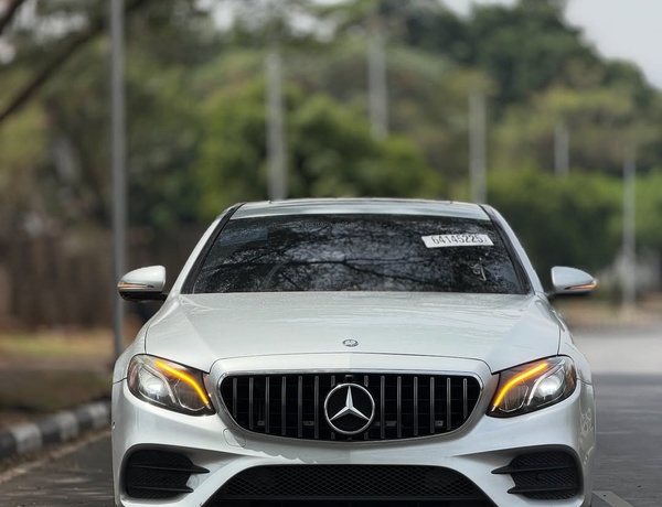 2016 MERCEDES-BENZ E300  FOREIGN USED – Premium Luxury Ride