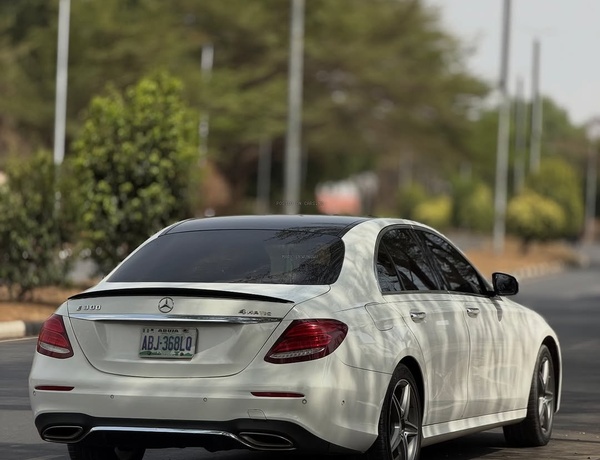 Mercedes-Benz E300 2016  Tokunbo – Super Clean, Full Option, First Body