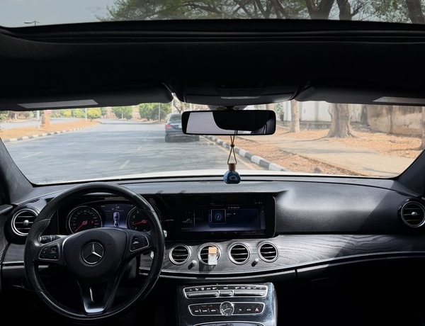 Mercedes-Benz E300 2016  Tokunbo – Super Clean, Full Option, First Body