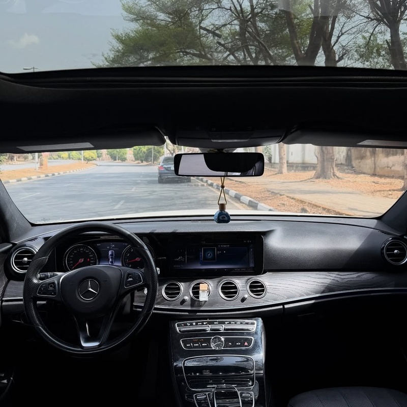 Mercedes-Benz E300 2016  Tokunbo – Super Clean, Full Option, First Body image